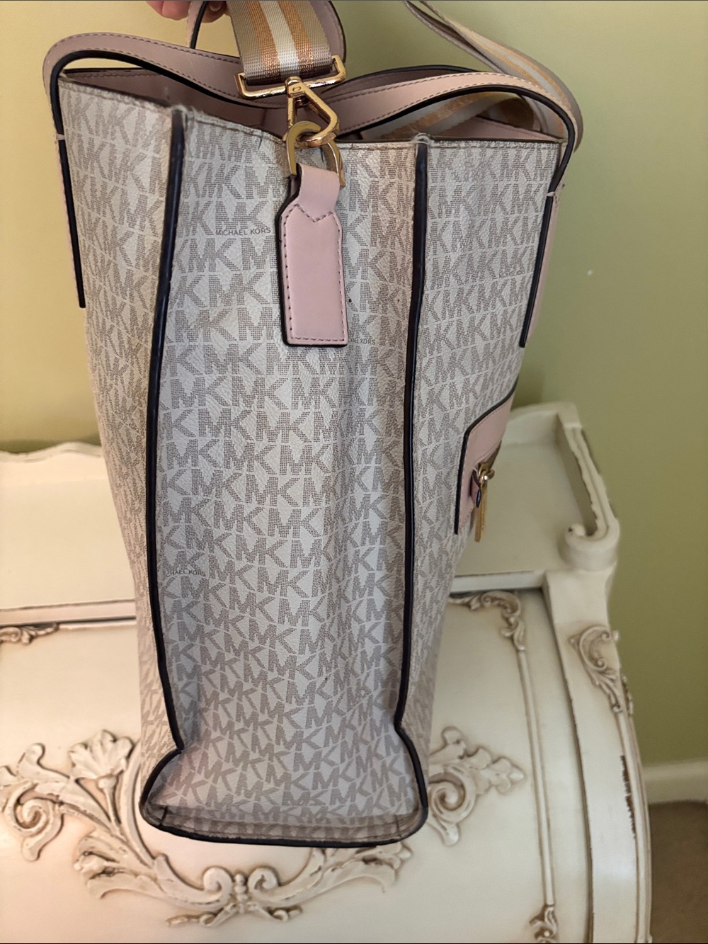 EUC- Michael Kors Pink Logo Tote with Striped Crossbody Strap & Wallet - Picture 5 of 17